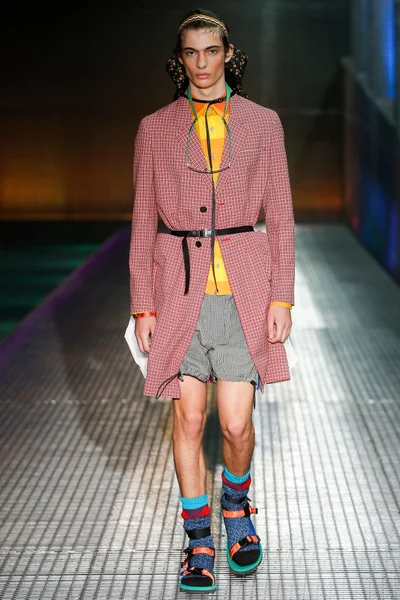Look 21